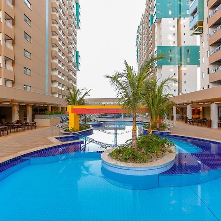 Apartamento colado no Thermas das Laranjais, no Olimpia Park Resort Olímpia Exterior foto