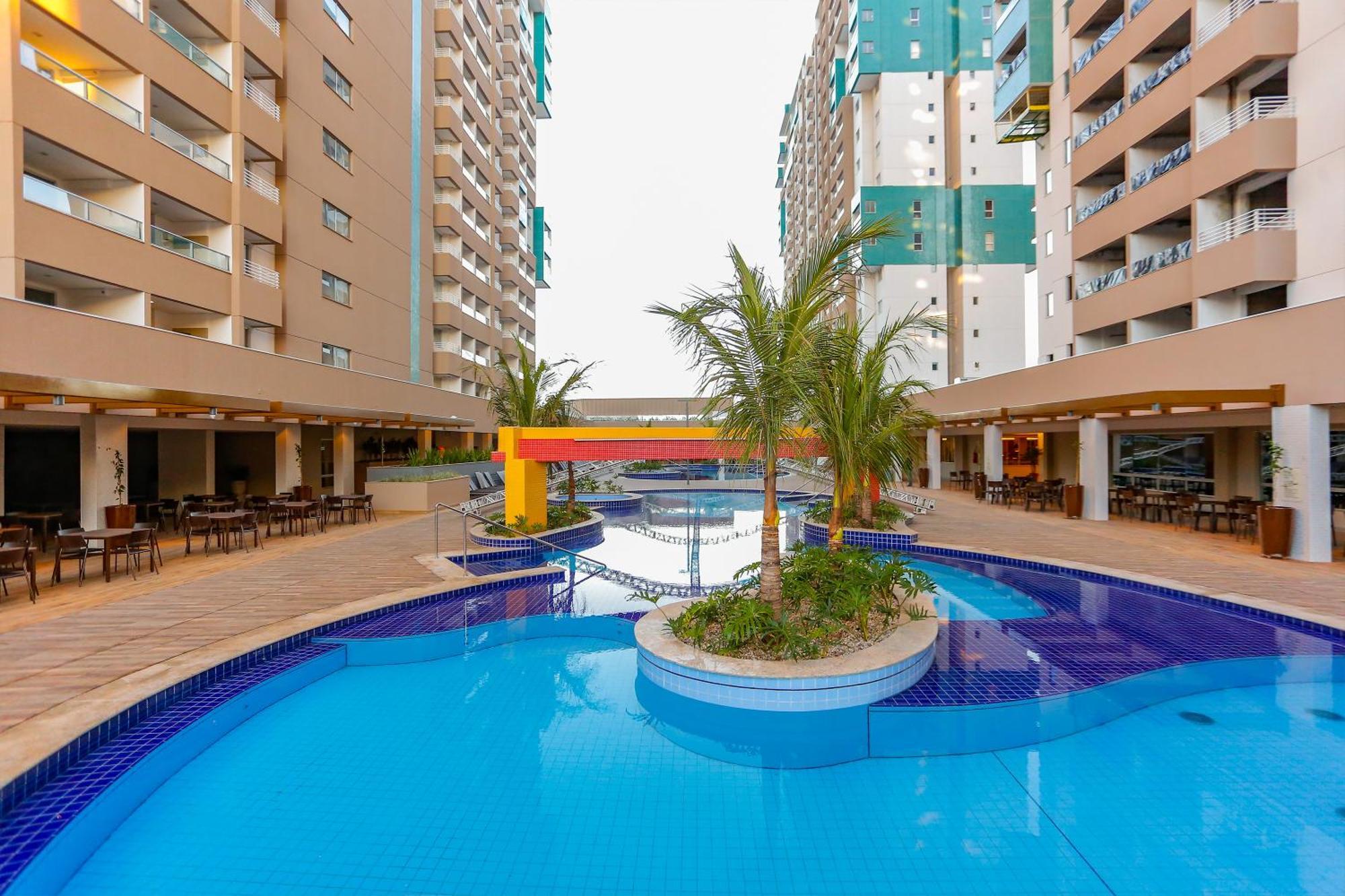 Apartamento colado no Thermas das Laranjais, no Olimpia Park Resort Olímpia Exterior foto