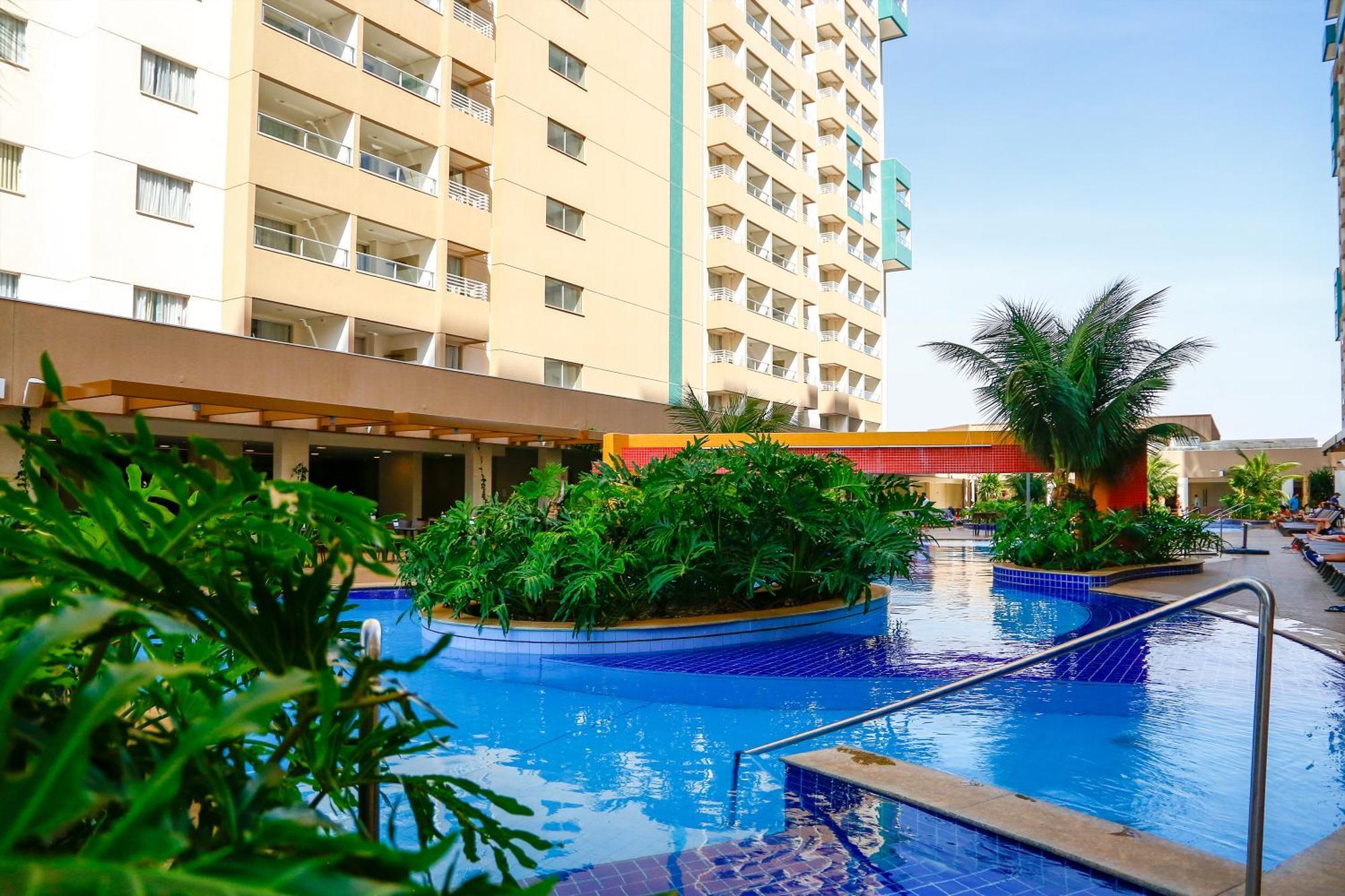 Apartamento colado no Thermas das Laranjais, no Olimpia Park Resort Olímpia Exterior foto